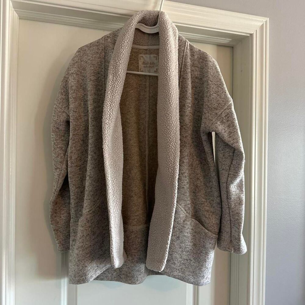 Altar-d-state Women's Grey and Cream Cardigan
